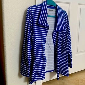 Blue & white zip up cover